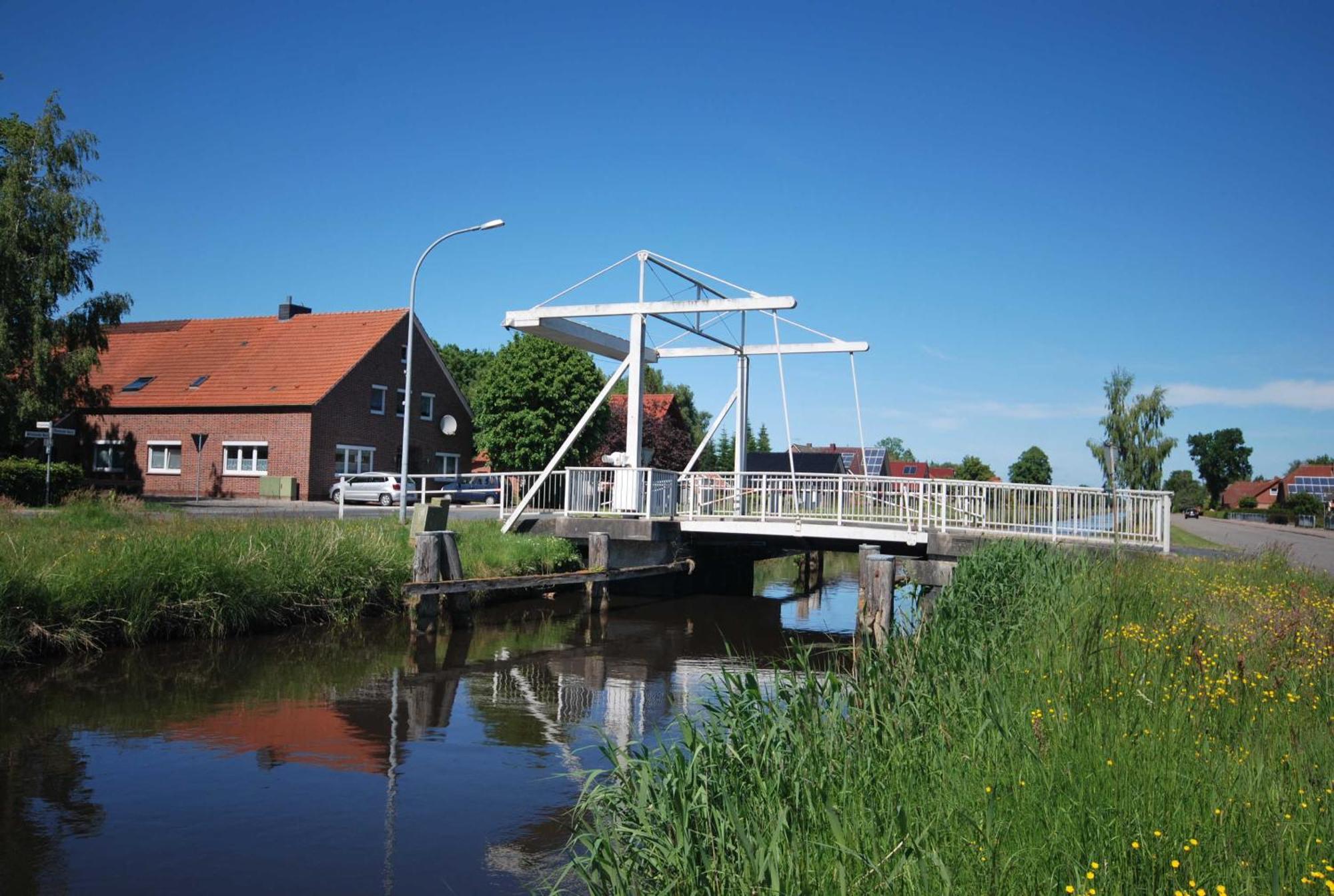 Ferienwohnung Kanalblick 35520 Uplengen Екстер'єр фото